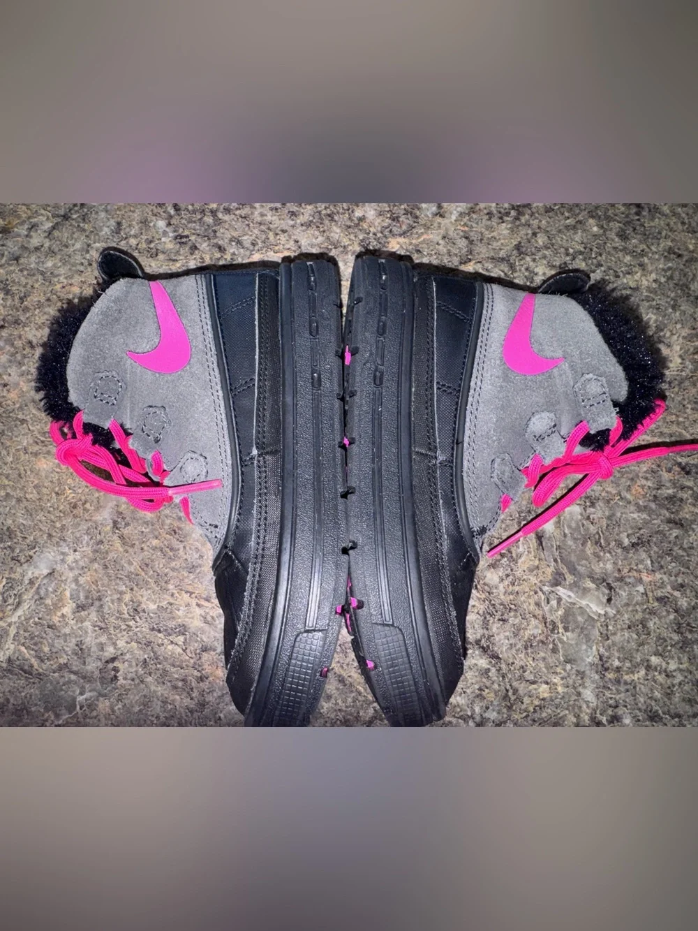 Nike Woodside Chukka Winter Boots size 12C